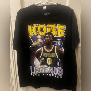 NWOT Kobe Bryant Black T-shirt “ Legends Live Forever” mens Sz XL excellent